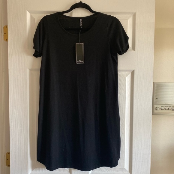 Cotton On Dresses & Skirts - 2/$10 Cotton On Black Cotton T-Shirt Dress